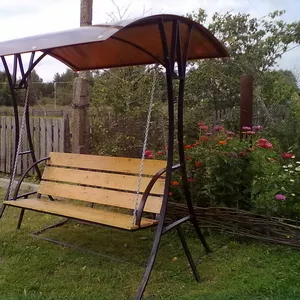 Уютные садовые качели