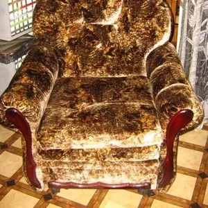 Продам  мягкую  мебель: диван и 2 кресло-кровать.