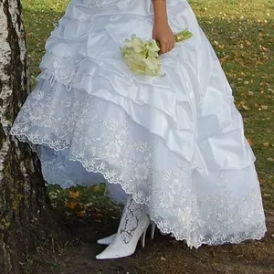 Свадебное платье эксклюзивного покроя